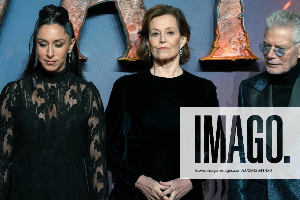 Avatar: Fire And Ash UK Premiere - Arrivals Stephen Lang, Oona Chaplin and Sigourney Weaver attend the Avatar: Fire And Ash UK Premiere at BFI IMAX Waterloo, Credit:Lounis Tiar Avalon United Kingdom, London, BFI Imax Waterloo