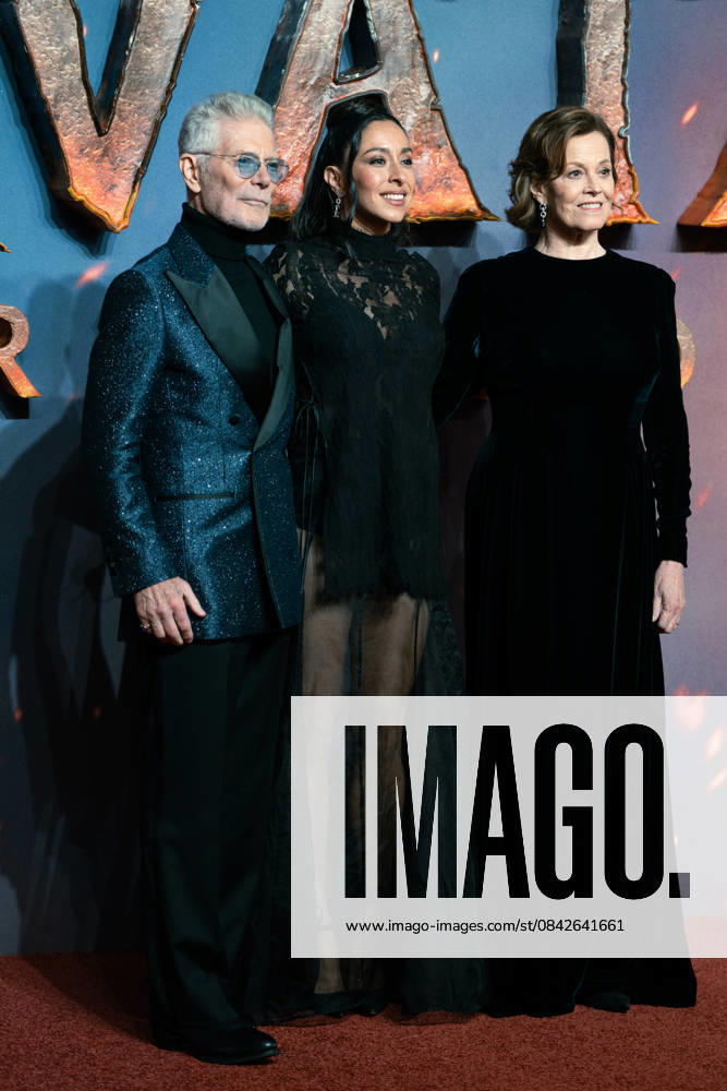 Avatar: Fire And Ash UK Premiere - Arrivals Stephen Lang, Oona Chaplin and Sigourney Weaver attend the Avatar: Fire And Ash UK Premiere at BFI IMAX Waterloo, Credit:Lounis Tiar Avalon United Kingdom, London, BFI Imax Waterloo