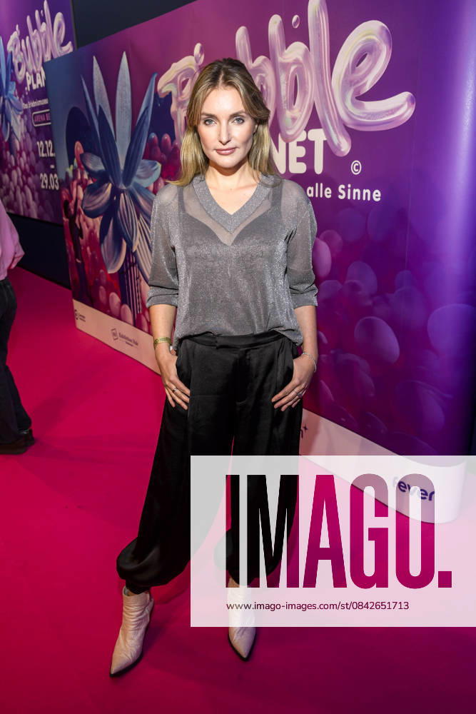 ABBberlin Marie von den Benken as guest at the opening of Bubble Planet Das Erlebnismuseum für alle Sinne in der Arena Berlin 11 12 2025 Berlin Germany