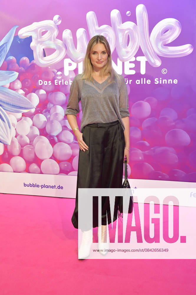 Marie von den Benken at the exhibition opening Bubble Planet The experience museum for all the senses in the Arena Berlin Berlin, 11 12 2025 Foto:xM.xBehrensx xFuturexImagex bubble_5248