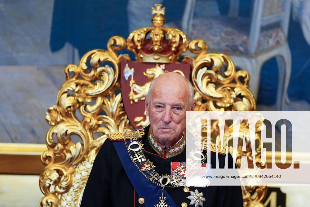 Opening of the Storting Oslo 20251011 King Harald during the opening of the 170th Storting Photo Terje Pedersen NTB Order of St. Olavs Grand Cross with crash Oslo Norway PX9ihkJGJpQ Ref PX9ihkJGJpQ jpg