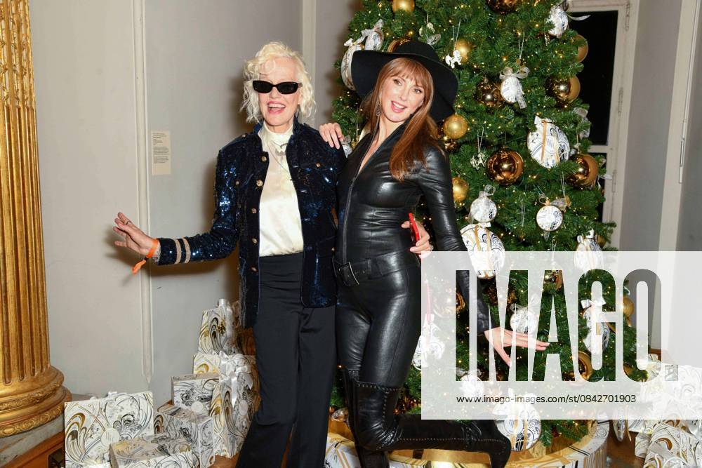 HFC Christmas Party - Paris Ellen von Unwerth, Frédérique Bel attend the HFC (Haute Fragrance Company) Christmas Party at the Musée des Arts décoratifs in Paris on December 11, 2025. Photo by Shootpix ABACAPRESS.COM Paris France