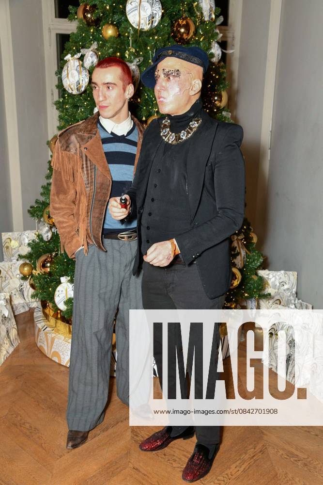 HFC Christmas Party - Paris Ali Mahdavi attends the HFC (Haute Fragrance Company) Christmas Party at the Musée des Arts décoratifs in Paris on December 11, 2025. Photo by Shootpix ABACAPRESS.COM Paris France