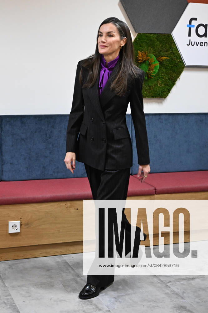 Queen Letizia chairs the meeting of the Board of Trustees of the FAD Youth Foundation Queen Letizia chairs the meeting of the Board of Trustees of the FAD Youth Foundation , on December 16, 2025, in Madrid Spain Dona Letizia, Honorary President of the FAD Youth Foundation , chairs the meeting of the Board of Trustees of the institution, which will address the issue of digital security for youth QUEEN LETIZIA FAD YOUTH 16 DECEMBER 2025 José Madrid Madrid Madrid Espana
