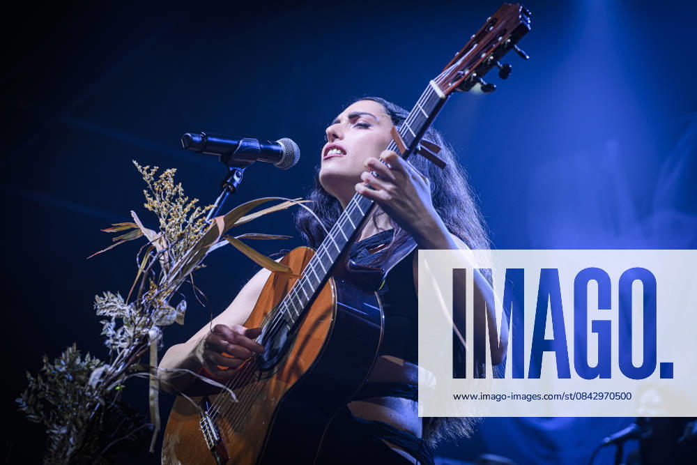 Music Concert - La NINA - Furesta Europa Tour The Neapolitan female singer-songwriter La Nina pseudonym of Carola Moccia - performs live for the Furesta Europa Tour at at Atlantico Club on December 17, 2025 in Rome, Italy Rome Atlantico Italy
