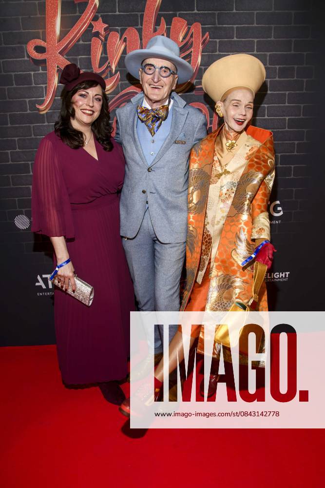 Abb Natascha Warkulat, Günther Guenther Krabbenhöft and Britt Kanja on the red carpet as guests at the premiere of Kinky Boots The Musical at Admiralspalast on 18 12 2025 in Berlin Berlin Germany