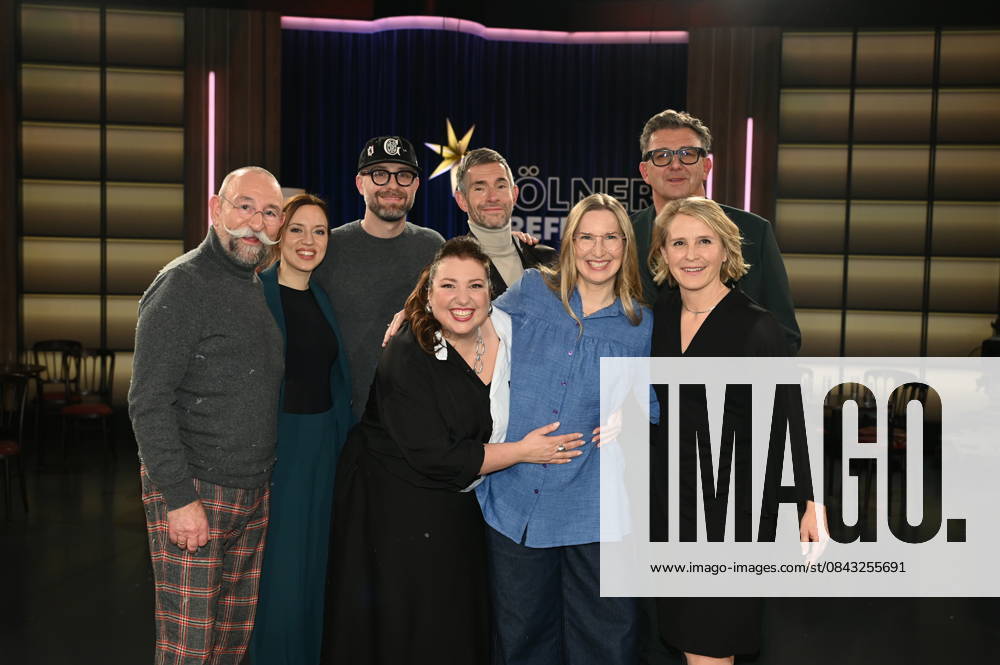 Presenter Horst Lichter, founder Carina Raddatz, singer Mark Forster, actress Meltem Kaptan, presenter Micky Beisenherz, psychotherapist Franca Cerutti, actor Hans Sigl and presenter Susan Link, l-r, as guests on the WDR talk show Kölner Treff