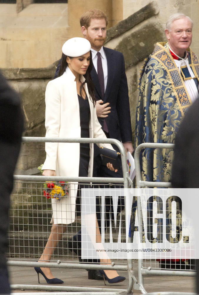 Commonwealth Day in London LONDON, UNITED KINGDOM - MARCH 12: Prince Harry and Meghan Markle walk into the Dean s Yard in Westminster Abbey to attend a reception after celebrating Commonwealth Day in London on Monday March 12, 2018. London, City of Ingiltere. Editorial use only. Please get in touch for any other usage.