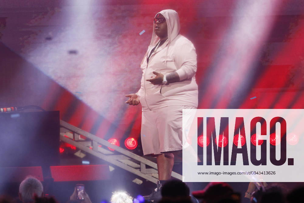 BigXthaPlug performs at the Y100 s iHeartRadio Jingle Ball 2025 show at the Kaseya Center in Miami, Florida, on Saturday, December 20, 2025. MIA20251220113 GARYxIxROTHSTEIN
