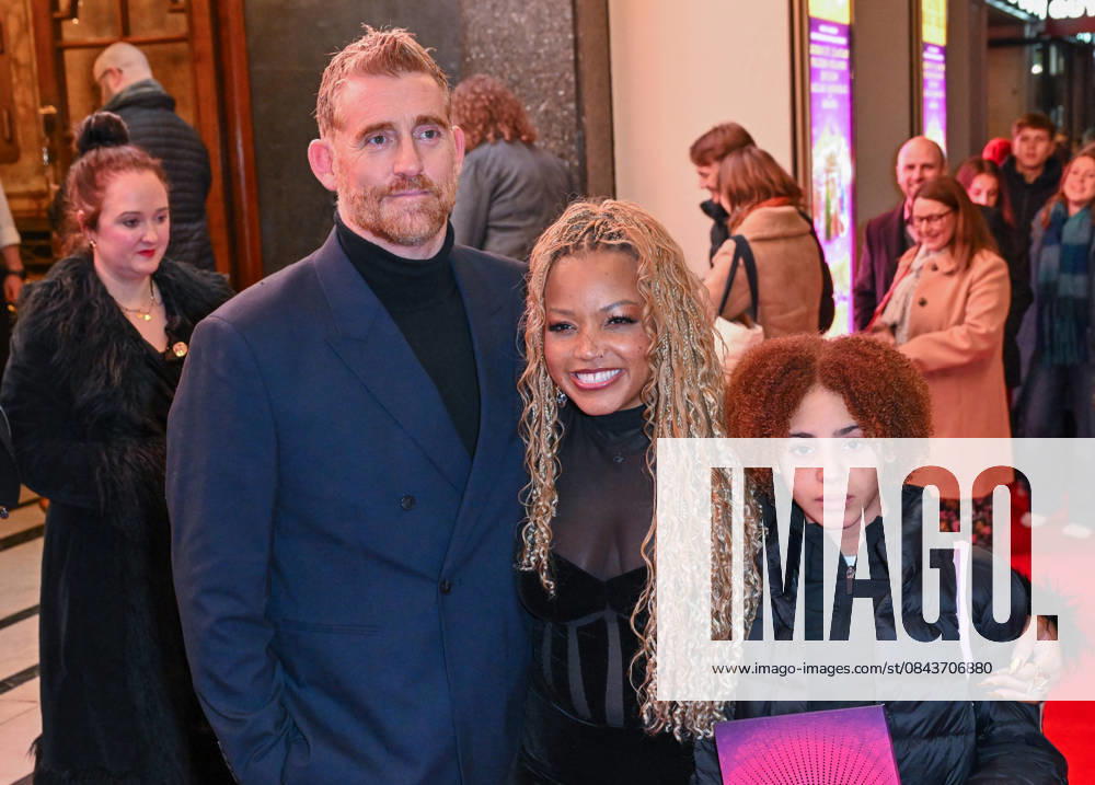 Sleeping Beauty, Arrivals, London, UK. 22 December 2025 London, UK, 22 December 2025. Marisha Williams and family attend Sleeping Beauty at The London Palladium, London, UK., Credit:Lee Floyd Avalon UK, London, The London Palladium