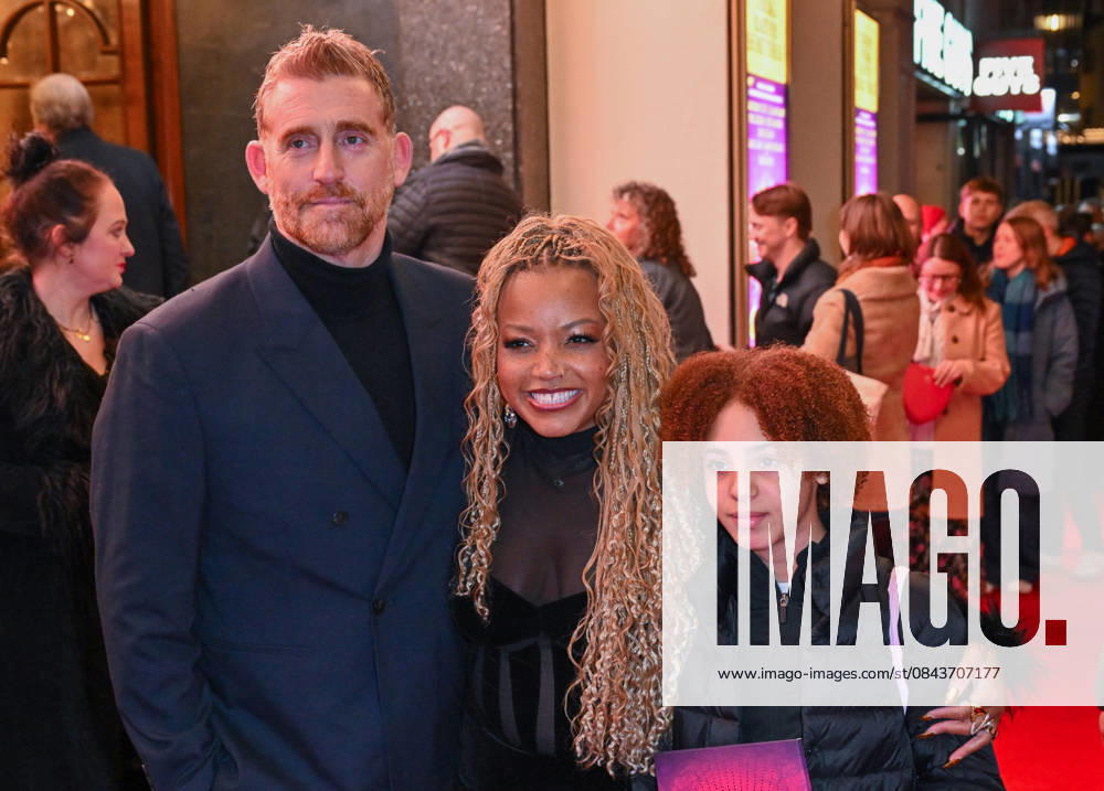 Sleeping Beauty, Arrivals, London, UK. 22 December 2025 London, UK, 22 December 2025. Marisha Williams and family attend Sleeping Beauty at The London Palladium, London, UK., Credit:Lee Floyd Avalon UK, London, The London Palladium