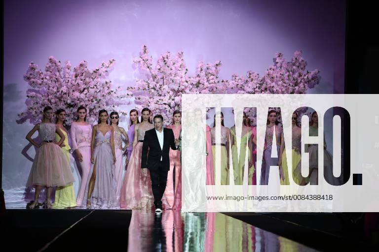 PARADE OF HANNIBAL LAGUNA AT THE MBMFW JUDIT MASCO HANNIBAL LAGUNA DESIGNER 10 07 2018 July 10 2018 Madrid Spain A model walks the runway during the HANNIBAL LAGUNA fashion show as part of the Mercedes Benz Fashion Week Spring Summer 2019 at the Ifema on July 10 2018 in Madrid Spain Quilez 711 Cordon Press JosefinaxBlanco