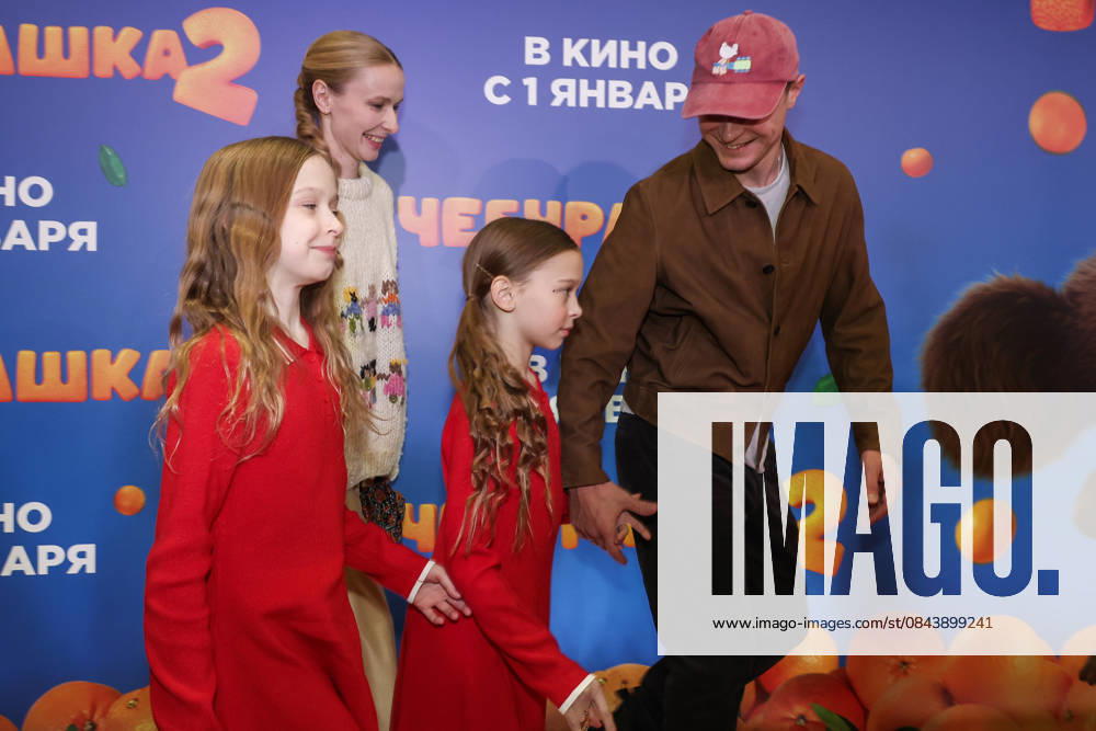 RUSSIA, MOSCOW - DECEMBER 24, 2025: Actor Yuri Borisov poses with his family on the red carpet during the premiere of the family comedy Cheburashka 2 by Dmitry Dyachenko at the KARO 11 Oktyabr cinema on Novy Arbat Street (New Arbat Avenue). Valery Sharifulin TASS 86692829