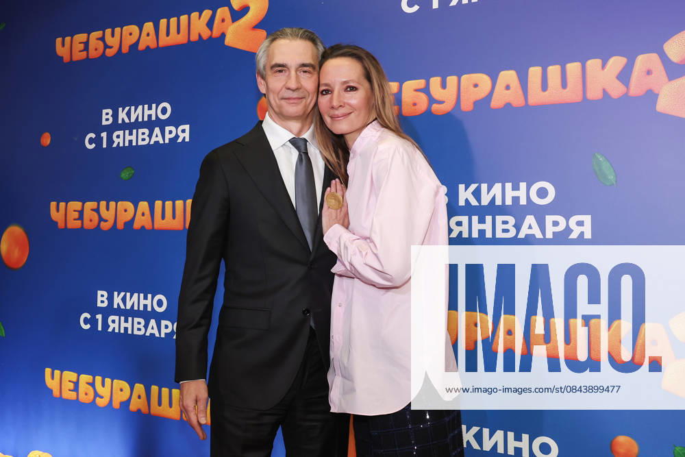 RUSSIA, MOSCOW - DECEMBER 24, 2025: Producer Anton Zlatopolsky poses with his wife, TV host Darya Zlatopolskaya, on the red carpet during the premiere of the family comedy Cheburashka 2 by Dmitry Dyachenko at the KARO 11 Oktyabr cinema on Novy Arbat Street (New Arbat Avenue). Valery Sharifulin TASS 86692665