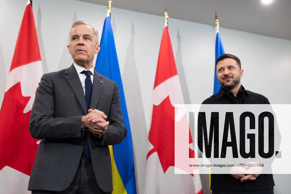 Prime Minister Mark Carney, left, and Ukrainian President Volodymyr Zelenskyy hold a press conference in ..Halifax, N.S. on Saturday, December 27, 2025. Halifax Canada - ZUMAc35_ 20251227_zaf_c35_005