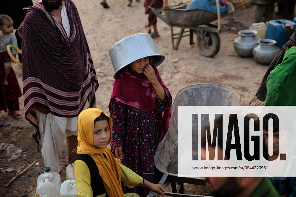 World Refugee Day in Pakistan ISLAMABAD, PAKISTAN - JUNE 20 : Afghan refugee girls are seen at a refugee village in Islamabad, Pakistan on World Refugee Day on June 20, 2016. 1, 51 million refugees who are mostly Afghans still live in Pakistan. World Refugee Day, observed June 20th each year, is dedicated to raising awareness of the situation of refugees throughout the world. Islamabad Pakistan. Editorial use only. Please get in touch for any other usage.