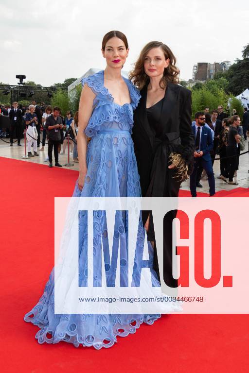 Tapis rouge de l avant-premiere mondiale du film Mission Impossible: Fallout . Rebecca Ferguson et Michelle Monaghan. Mission: Impossible. Fallout premiere in Paris in front of the Eiffel Tower. 228431 2018-07-12 Trocadero Paris France
