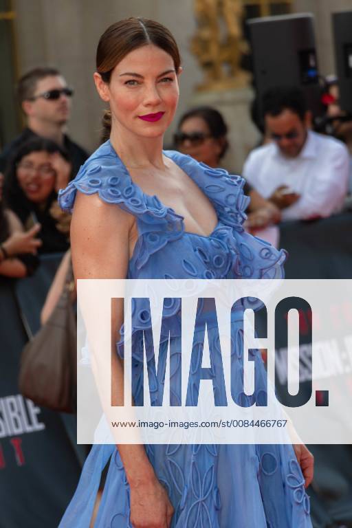 Tapis rouge de l avant-premiere mondiale du film Mission Impossible: Fallout . Michelle Monaghan. Mission: Impossible. Fallout premiere in Paris in front of the Eiffel Tower. 228431 2018-07-12 Trocadero Paris France