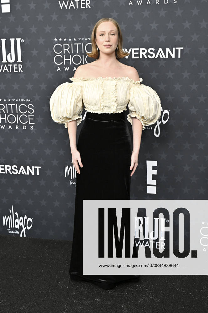 Hannah Einbinder at the 31 Critics Choice Awards 2026 at the Barker Hangar Santa Monica, 04 01 2026 Foto:xD.xStarbuckx xFuturexImagex critics_choice_6149