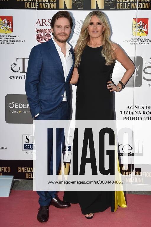 Taormina: Cinematic Nations Award Evening. Photo: Tiziana Rocca with Daniel Bruhl