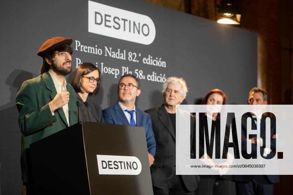 82nd Nadal Novel Prize and 58th Josep Pla Prize for prose in Catalan The writer David Uclés speaks after winning the 82nd Nadal Prize with La ciudad de las luces muertas during the ceremony of the 82nd Nadal Novel Prize and the 58th Josep Pla Prize for prose in Catalan, at the Hotel Palace, on January 6, 2026, in Barcelona, Catalonia Spain The Nadal Novel Prize and the 58th Josep Pla Prize for prose in Catalan will be awarded on the night of Epiphany, with a prize of 30,000 euros for the first and 10,000 euros for the second 06 JANUARY 2026 Lorena Sopê Barcelona Catalonia Catalonia Barcelona Catalonia Spain