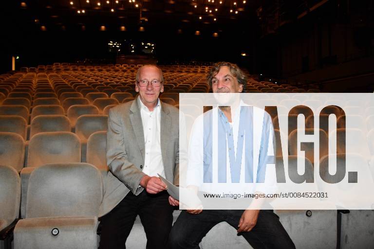 Dr Hans Georg Kueppers Kulturrefent Muenchen Christian Stueckl VolkstheaterIntendant Muenchen 18 07 18 Volkstheater Contract extension until 2025 By director Christian Stueckl Stueckl
