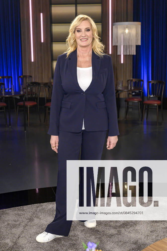 Claudia Kleinert at the recording of the WDR talk show Kölner Treff in WDR Studio BS 3 Cologne, 09 01 2026 Foto:xW.xRanderathx xFuturexImagex koelner_treff0901_6135