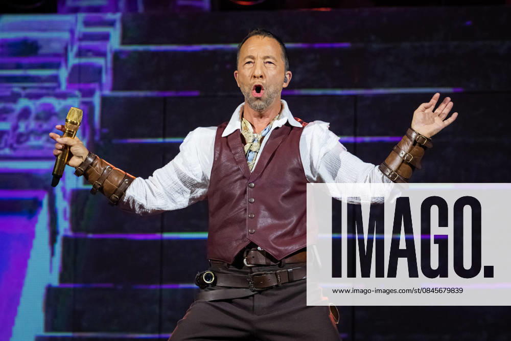 DJ BoBo, Europa Park Arena, The Great Adventure, concert, January 15, Europa Park Rust, Eurodance, live show, spectacular stage, lighting effects, dancers, choreography, hits, fans, sold out, tour start, multimedia show, VR experience,