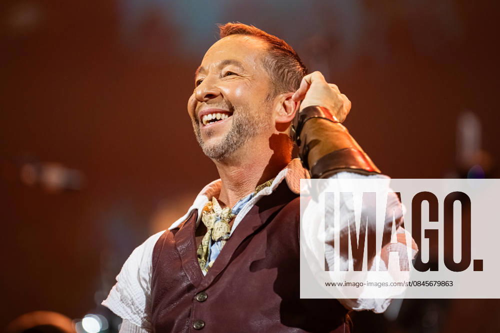 DJ BoBo, Europa Park Arena, The Great Adventure, concert, January 15, Europa Park Rust, Eurodance, live show, spectacular stage, lighting effects, dancers, choreography, hits, fans, sold out, tour start, multimedia show, VR experience,