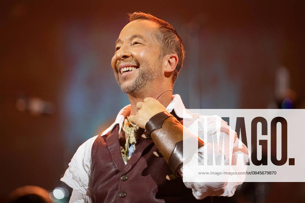 DJ BoBo, Europa Park Arena, The Great Adventure, concert, January 15, Europa Park Rust, Eurodance, live show, spectacular stage, lighting effects, dancers, choreography, hits, fans, sold out, tour start, multimedia show, VR experience,