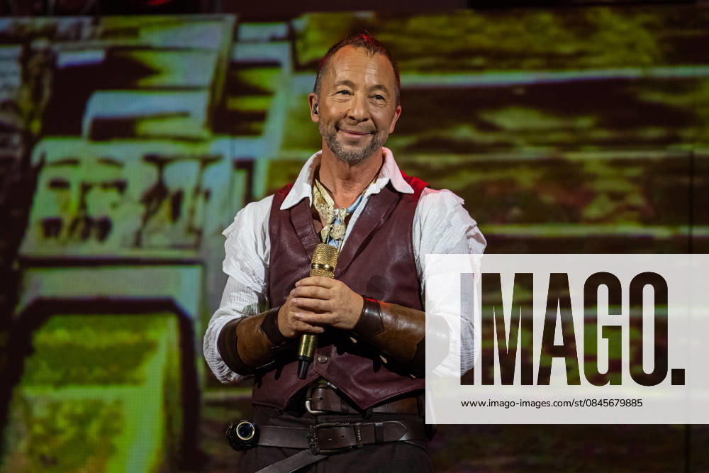 DJ BoBo, Europa Park Arena, The Great Adventure, concert, January 15, Europa Park Rust, Eurodance, live show, spectacular stage, lighting effects, dancers, choreography, hits, fans, sold out, tour start, multimedia show, VR experience,