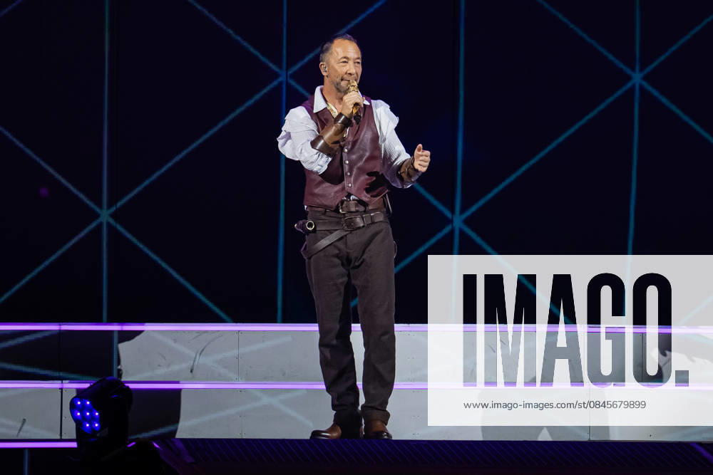 DJ BoBo, Europa Park Arena, The Great Adventure, concert, January 15, Europa Park Rust, Eurodance, live show, spectacular stage, lighting effects, dancers, choreography, hits, fans, sold out, tour start, multimedia show, VR experience,