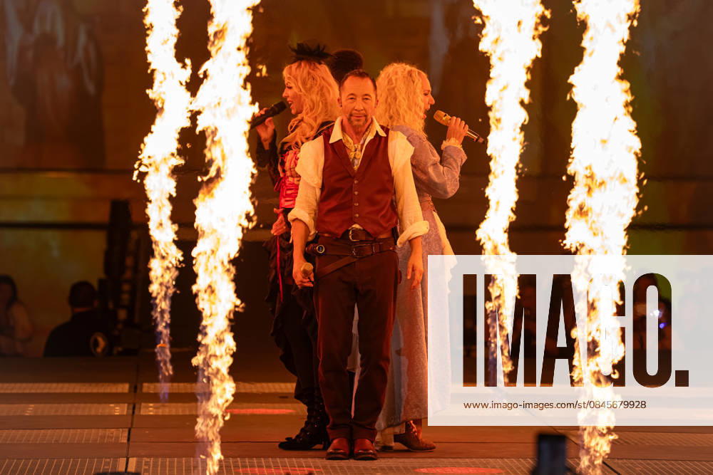 DJ BoBo, Europa Park Arena, The Great Adventure, concert, January 15, Europa Park Rust, Eurodance, live show, spectacular stage, lighting effects, dancers, choreography, hits, fans, sold out, tour start, multimedia show,