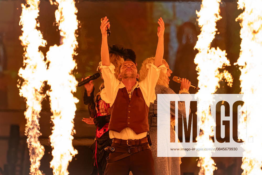 DJ BoBo, Europa Park Arena, The Great Adventure, concert, January 15, Europa Park Rust, Eurodance, live show, spectacular stage, lighting effects, dancers, choreography, hits, fans, sold out, tour start, multimedia show, VR experience,