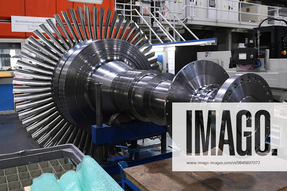 Everllence SE Plant Oberhausen on 14 01 2026 in Oberhausen Everllence SE Societas Europaea , until 3 June 2025 MAN Energy Solutions SE, based in Augsburg, is a supplier of large diesel engines and turbomachinery for maritime and stationary applications The compan xRx