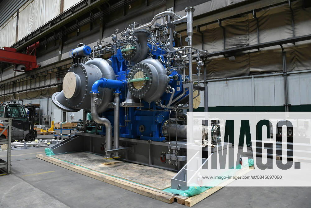 Everllence SE Plant Oberhausen on 14 01 2026 in Oberhausen Everllence SE Societas Europaea , until 3 June 2025 MAN Energy Solutions SE, based in Augsburg, is a supplier of large diesel engines and turbomachinery for maritime and stationary applications The compan xRx