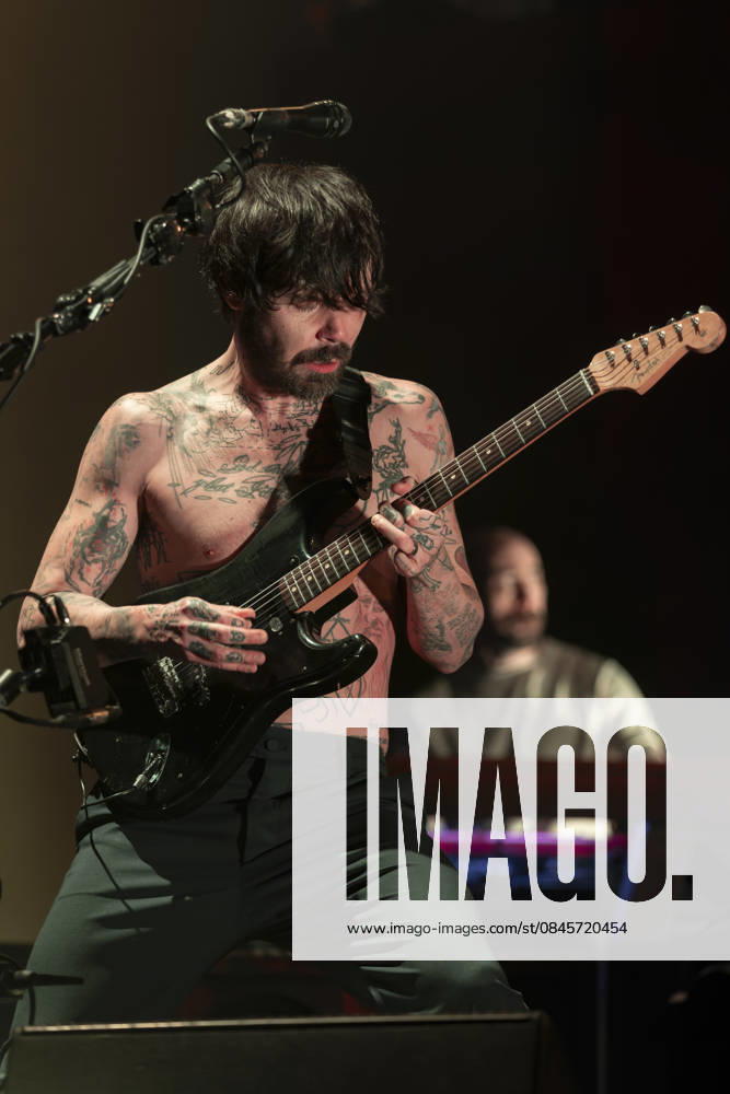 Biffy Clyro perform at Co-Op Live Simon Neil of Biffy Clyro performs at Co-Op Live, Manchester, England, 17th January 2026, Credit:Mike Gray Avalon