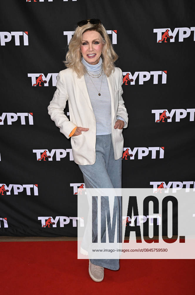 TYPTI Launch Hosted by Steve Bellamy Donna Mills at the launch of TYPTI, a new racquet sport hosted by Steve Bellamy and hollywood celebrities at California Smash on January 19, 2026 in El Segundo, CA. El Segundo California Smash California USA