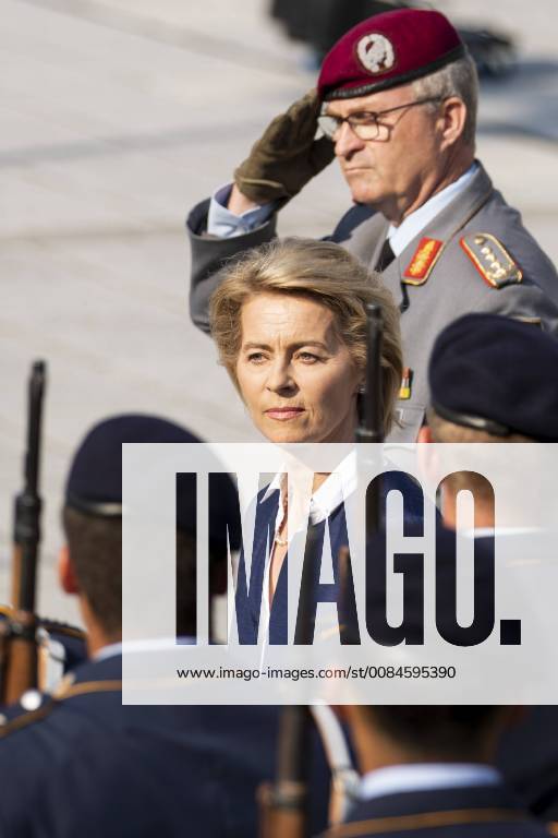 Federal Minister of Defense Ursula von der Leyen C and Inspector General of the Federal Armed Forces Eberhard Zorn above at the solemn parade in the Bendler Block in the Federal Ministry of Defense in Berlin on 20 July 2018 The ceremony also commemorates the German resistance and the failed attempt on Hitler by Claus Schenk Graf von Stauffenberg, July 20, 1944 Solemn attendance of recruits in Berlin