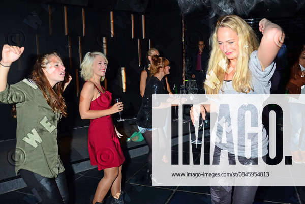 Senta-Sofia Delliponti and Iris Mareike Steen and Eva Mona Rodekirchen dancing at Agenturen-Sommerfest by alphapool network and Star Press at The Pearl club., Berlin, Germany WENN.com 11117220