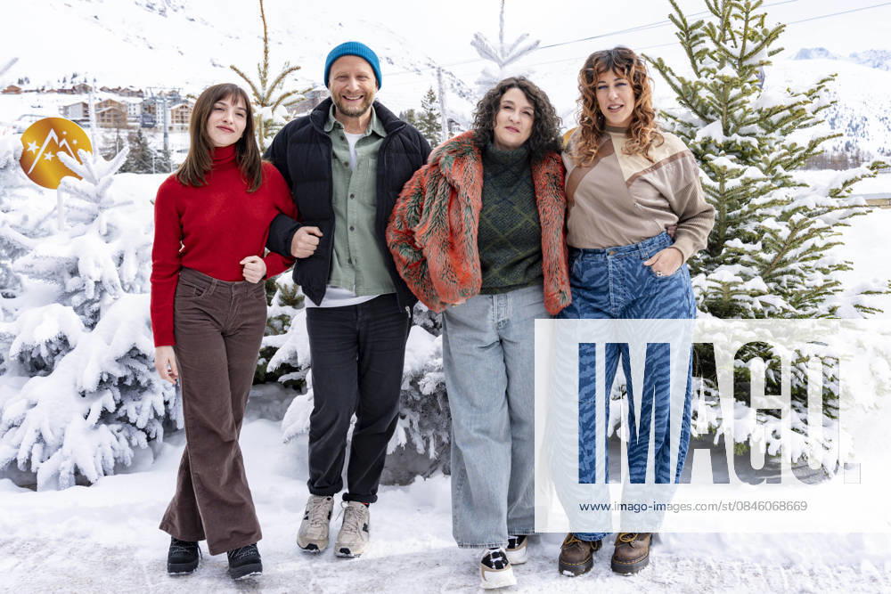 ALPE D HUEZ, FRANCE - Marie Colomb, Patrick Cassir, Noémie Lvovsky, Alexandra Roth attend the Tout va super Photocall during the 29th L Alpe d Huez International Comedy Film Festival on January 24, 2026 in Alpe d Huez, France. Photo by Sandrine Thesillat PsNewZ