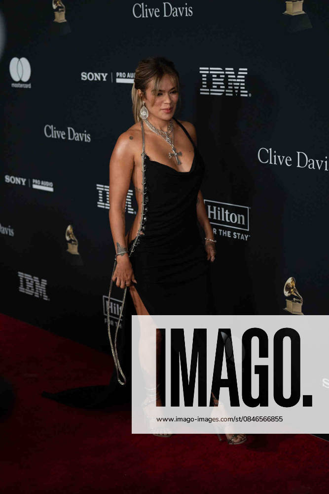 Karol G arrives on the red carpet of the Pre-Grammy Gala at the The Beverly Hilton hotel in Beverly Hills California on Jan. 31, 2026. Beverly Hills United States - ZUMAt169 20260131_zep_t169_099
