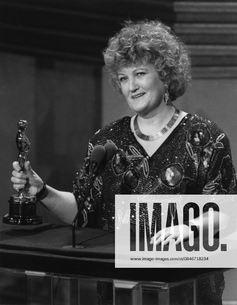 Academy Awards: 62nd Annual Brenda Fricker 1990 **I.V.