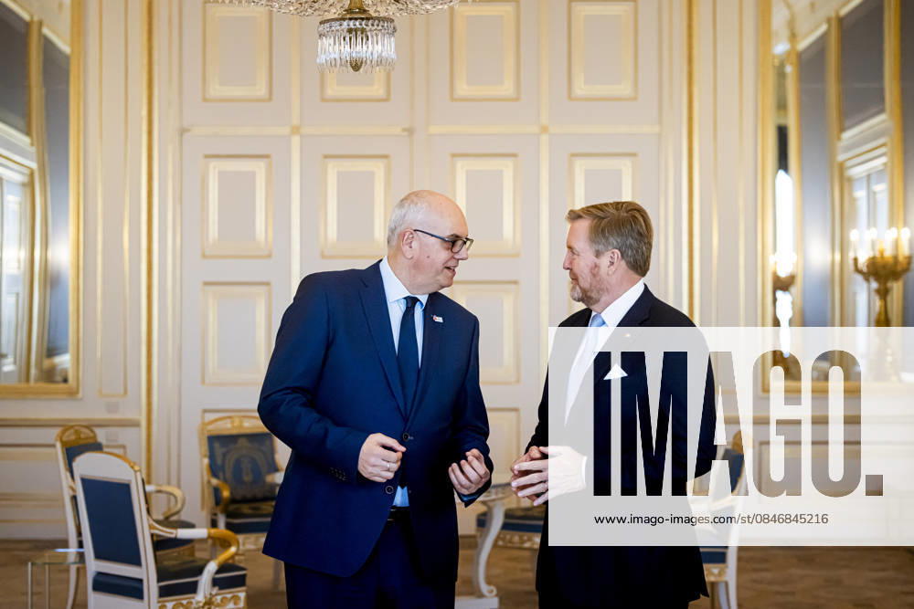 Palace King Willem-Alexander during a meeting with Andreas Bovenschulte, President of the Federal Council of Germany, in the balkonroom at palace Noordeinde in The Hague. Â