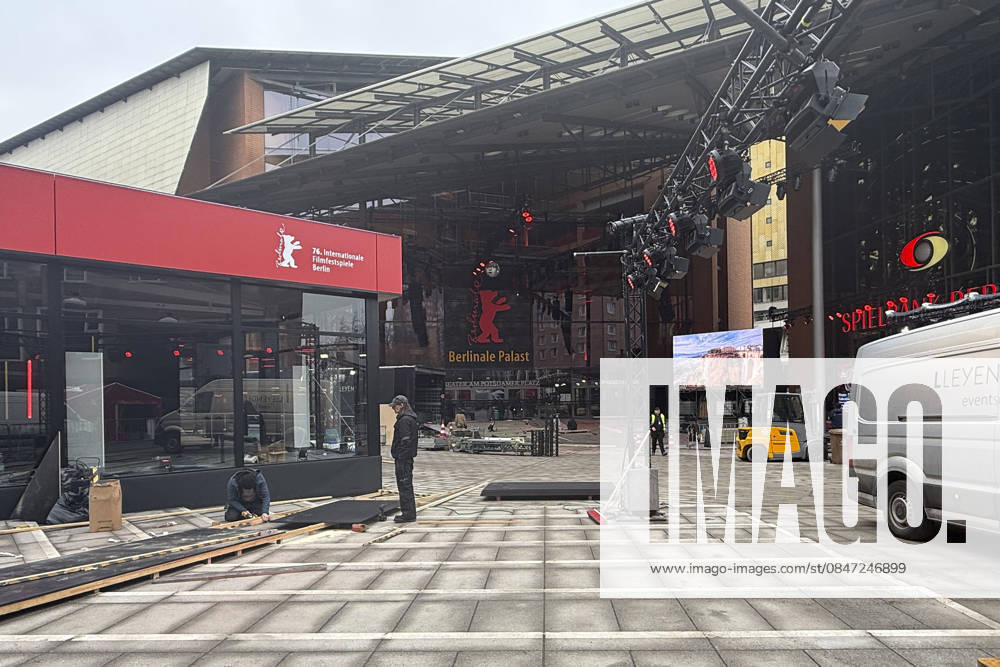 The Theater am Potsdamer Platz becomes the Berlinale Palast during the Berlinale 2026 76 Berlin International Film Festival, 10 02 2026 Foto:xN.xKubelkax xFuturexImagex berlinale_aufbau_6206