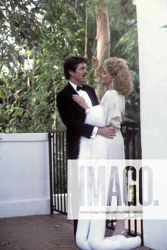 Calendar Girl Murders Tom Skerritt, Sharon Stone 1984 ** H.L.