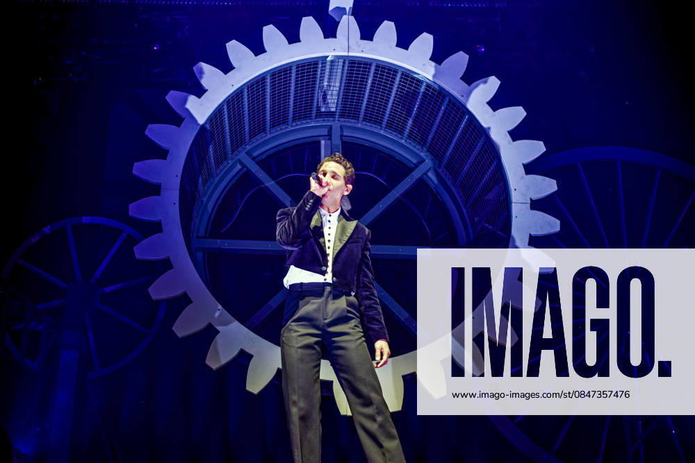 Mika (MICHAEL HOLBROOK PENNIMAN JR) performs on stage at the AO Arena, Manchester, UK, during his Spinning Out tour, delivering a flamboyant, high-energy set to a packed arena crowd. Manchester United Kingdom - ZUMAp211 20260211_aap_p211_002