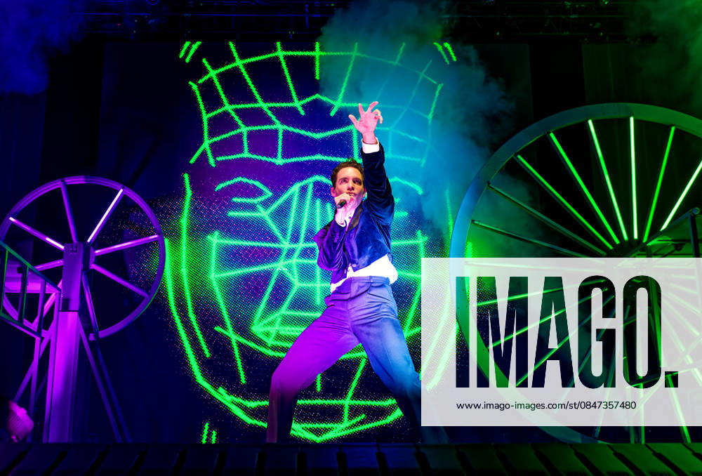 Mika (MICHAEL HOLBROOK PENNIMAN JR) performs on stage at the AO Arena, Manchester, UK, during his Spinning Out tour, delivering a flamboyant, high-energy set to a packed arena crowd. Manchester United Kingdom - ZUMAp211 20260211_aap_p211_004