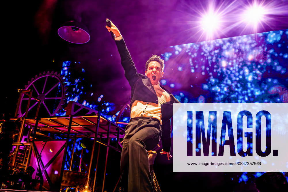 Mika (MICHAEL HOLBROOK PENNIMAN JR) performs on stage at the AO Arena, Manchester, UK, during his Spinning Out tour, delivering a flamboyant, high-energy set to a packed arena crowd. Manchester United Kingdom - ZUMAp211 20260211_aap_p211_005