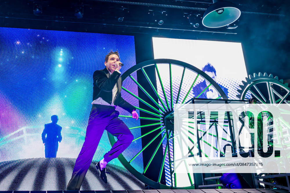Mika (MICHAEL HOLBROOK PENNIMAN JR) performs on stage at the AO Arena, Manchester, UK, during his Spinning Out tour, delivering a flamboyant, high-energy set to a packed arena crowd. Manchester United Kingdom - ZUMAp211 20260211_aap_p211_011